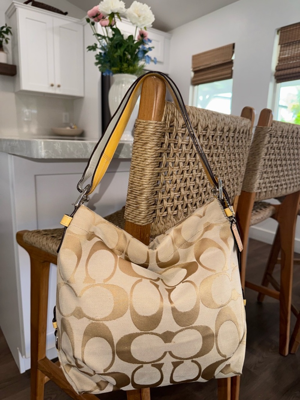 Coach Y2K Carly Signature Hobo Tan Yellow Shoulder Handbag Purse #F15067 Vintage - Picture 10 of 17